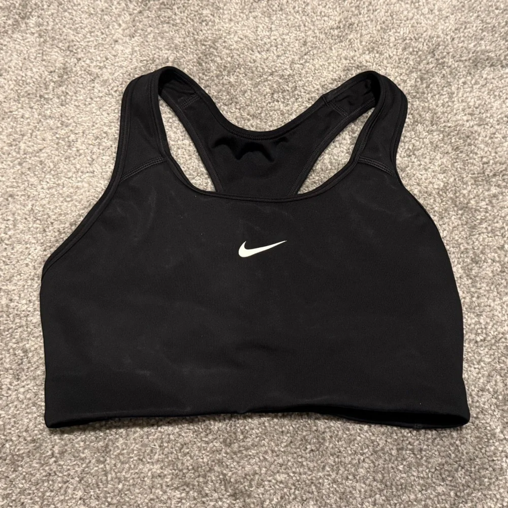 Nike Black Swoosh Racerback Medium Support Sports Bra Women’s Workout Top Medium